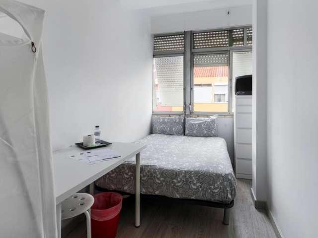 Quarto alugar em Falagueira, Amadora