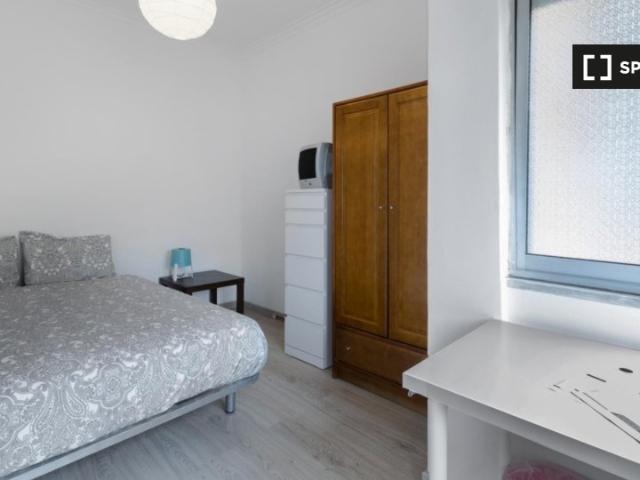 Quarto alugar em Falagueira, Amadora