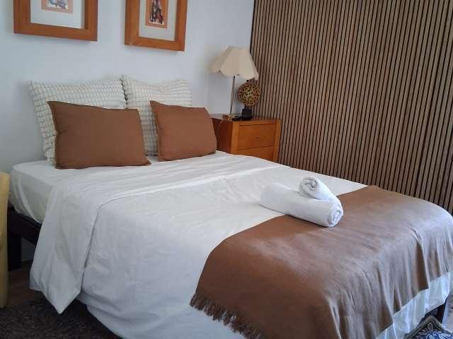 Quarto alugar em Bairro das Amendoeiras, Lisboa