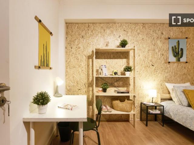 Quarto alugar em São Domingos de Benfica, Lisboa