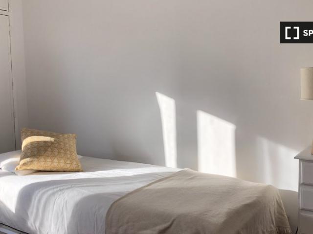 Quarto alugar em Oeiras, Lisboa