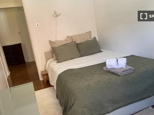 Quarto alugar em Oeiras, Lisboa
