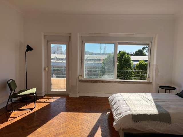 Quarto alugar em São João de Brito, Lisboa