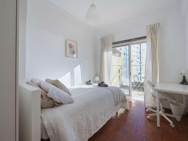 Quarto alugar em Cacilhas, Almada