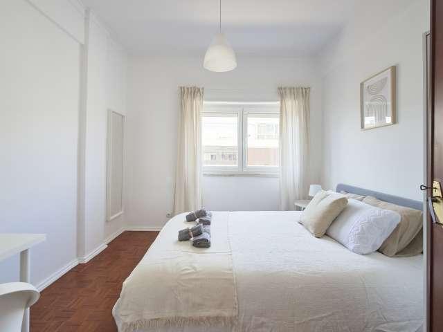 Quarto alugar em Cacilhas Centro, Almada