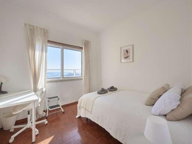 Quarto alugar em Cacilhas, Almada