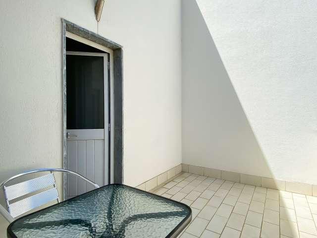 Quarto alugar em Nova Oeiras, Oeiras