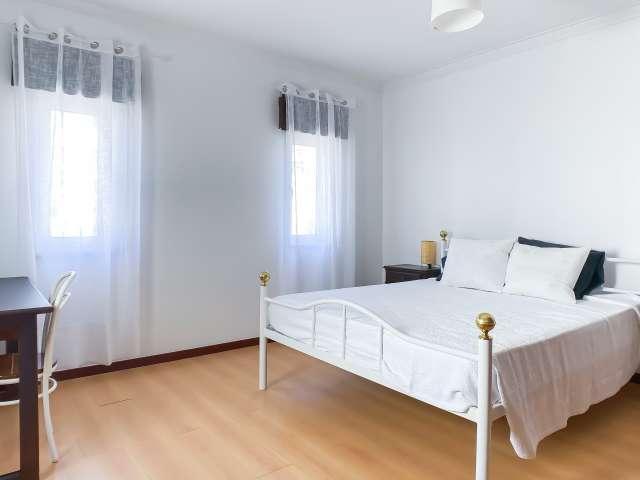 Quarto alugar em Nova Oeiras, Oeiras