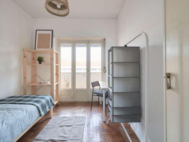 Quarto alugar em São Francisco Xavier, Lisboa