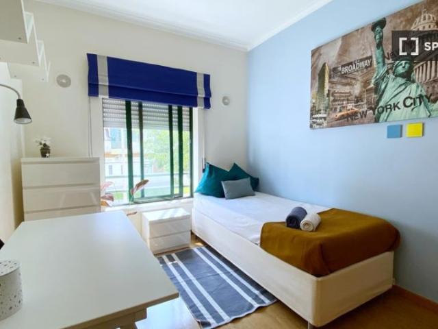 Quarto alugar em Casquilhos, Alto do Seixalinho, Santo André e Verderena