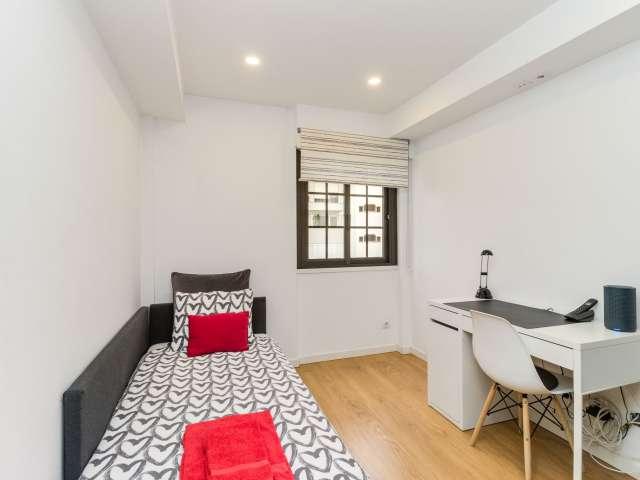 Quarto alugar em Alfragide, Amadora