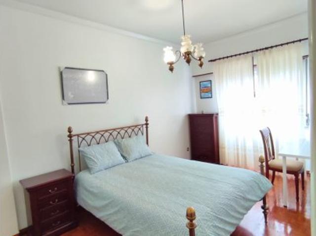 Quarto alugar em Bairro Olaio, Odivelas