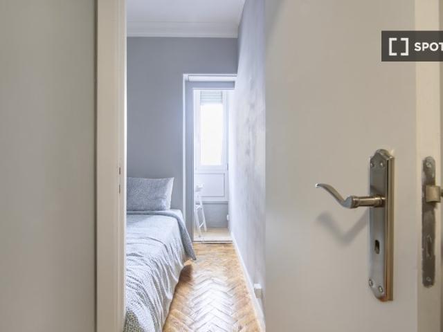 Quarto alugar em Falagueira, Amadora