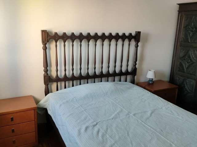 Quarto alugar em Bairro da Codivel, Odivelas