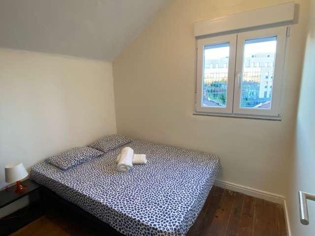 Quarto alugar em Ramada Alta, Porto