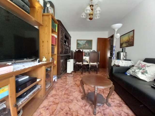 Quarto alugar em Flamenga, Santiago Dos Velhos