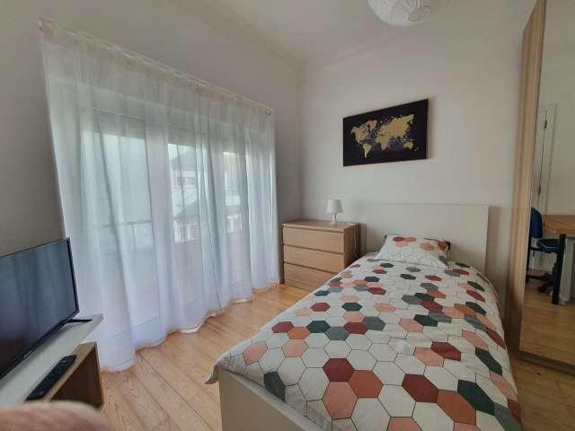 Quarto alugar em Alto de Santa Catarina, Oeiras