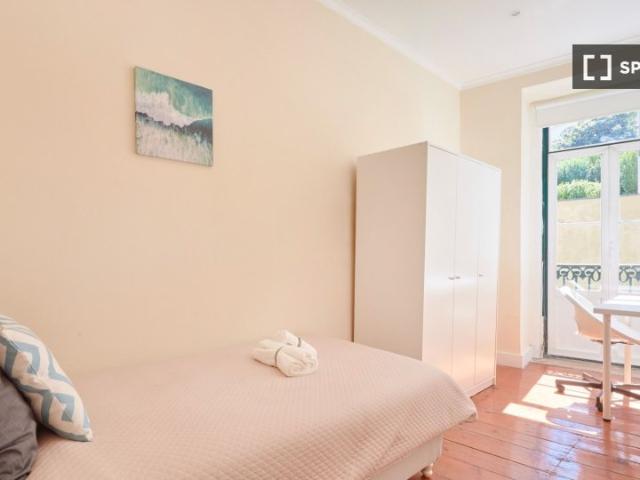 Quarto alugar em Santo António, Lisboa