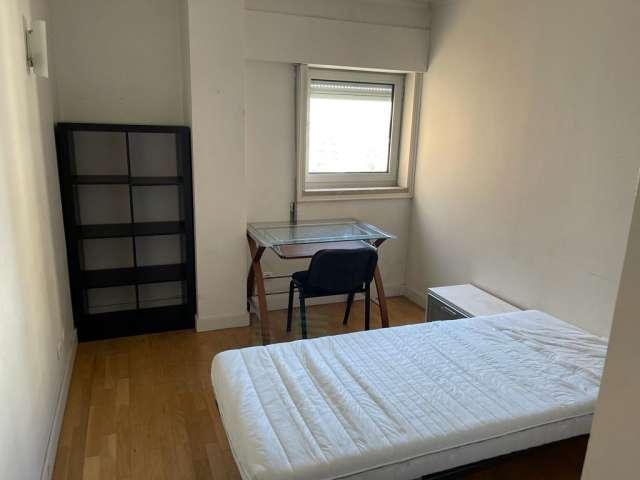 Quarto alugar em Alta de Lisboa, Lisboa
