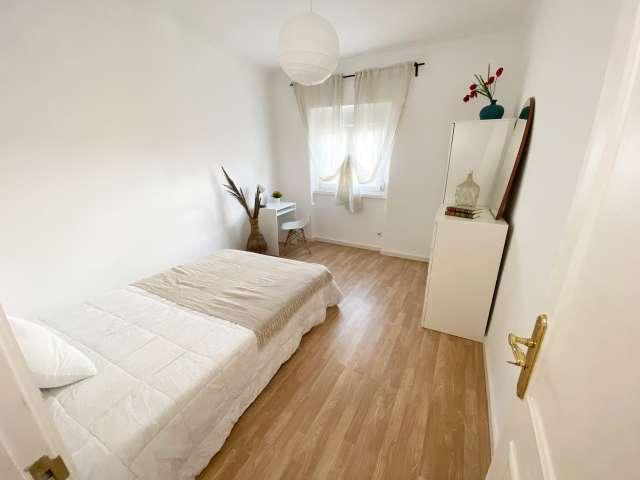 Quarto alugar em Torcatas, Almada