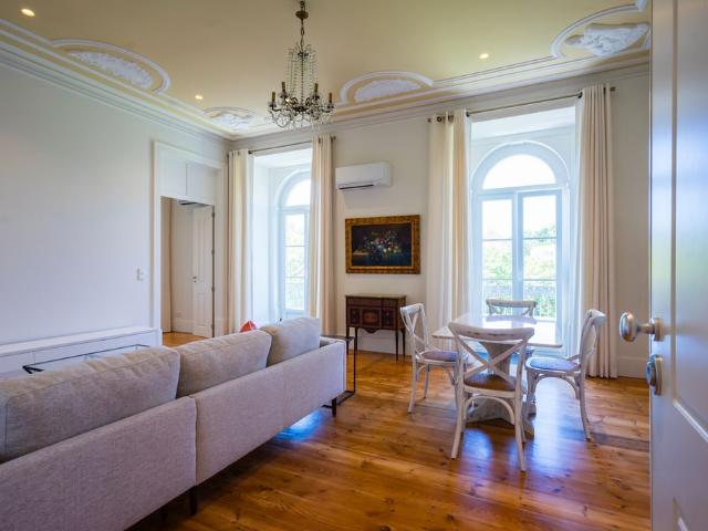 Apartamento alugar em Prazeres, Lisboa