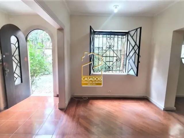 Ponto Comercial aluguel em Região Imediata de São Paulo, Região Metropolitana de São Paulo