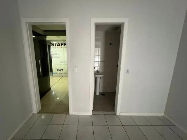 Ponto Comercial aluguel em Região Geográfica Imediata do Distrito Federal, Região Integrada de Desenvolvimento do Distrito Federal e Entorno
