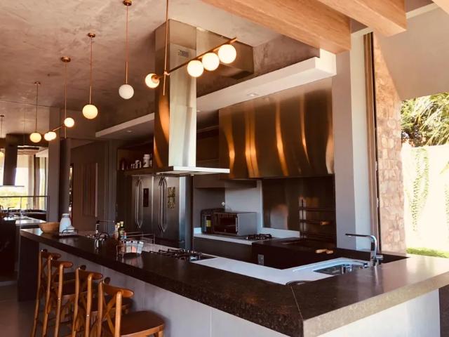 Casa aluguel em Canasvieiras, Desterro