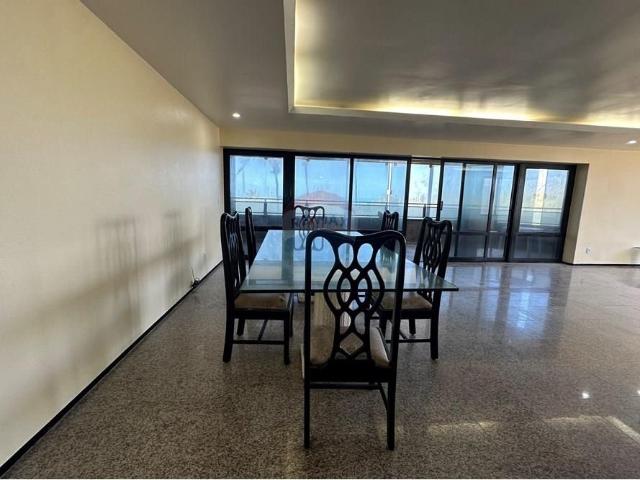 Apartamento aluguel em Região Geográfica Imediata de Fortaleza, Fortaleza