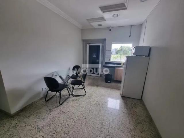 Ponto Comercial aluguel em Região Geográfica Imediata de Uberlândia, Oliveira Fortes