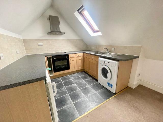 Apartment for rent in Littlecote, West Sussex