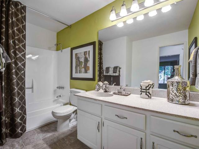 Apartment for rent in Chatsworth Neighborhood Council District, Canoga Park