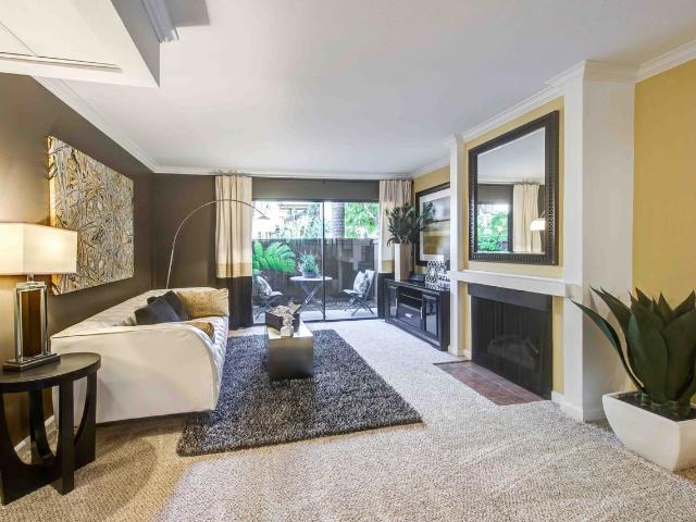 Apartment for rent in Chatsworth Neighborhood Council District, Canoga Park