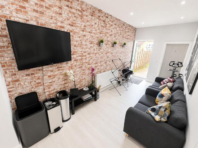 Room for rent in Forton, Middlecroft