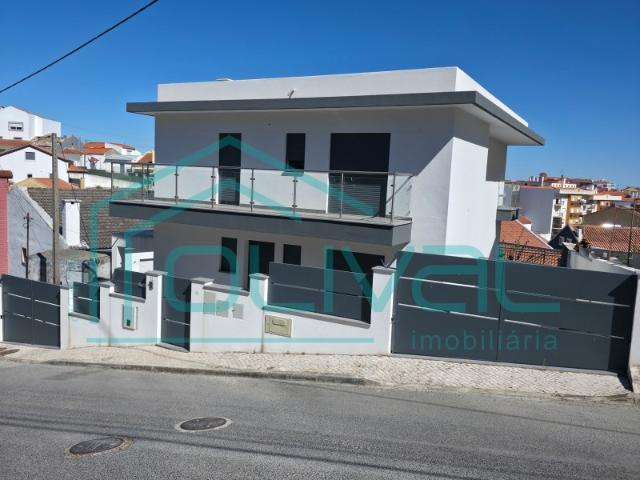 Casa alugar em Alverca Do Ribatejo, Lisboa