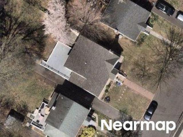 House for sale in Springfield, New Jersey