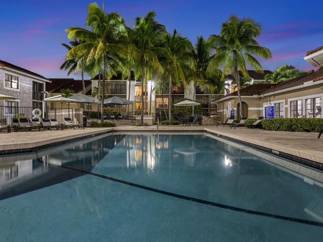 Apartment for rent in Hollywood