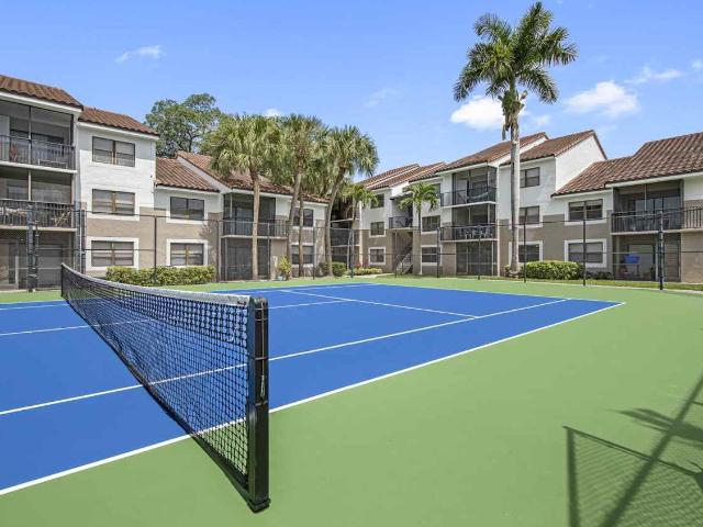 Apartment for rent in Hollywood, Florida