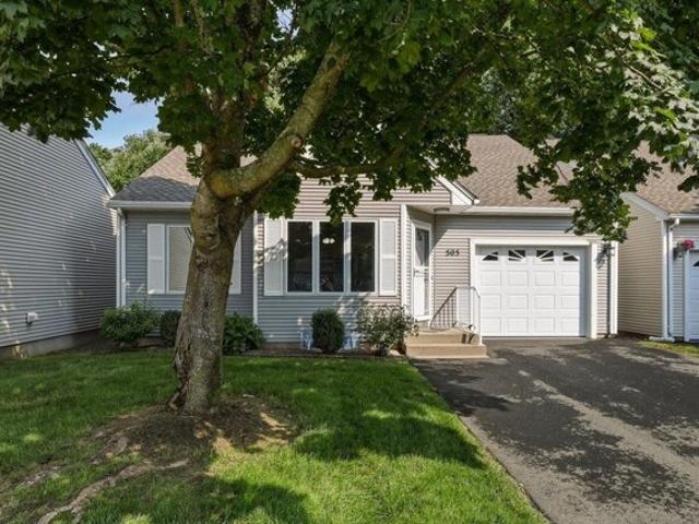 Condo for sale in South Hadley, Massachusetts