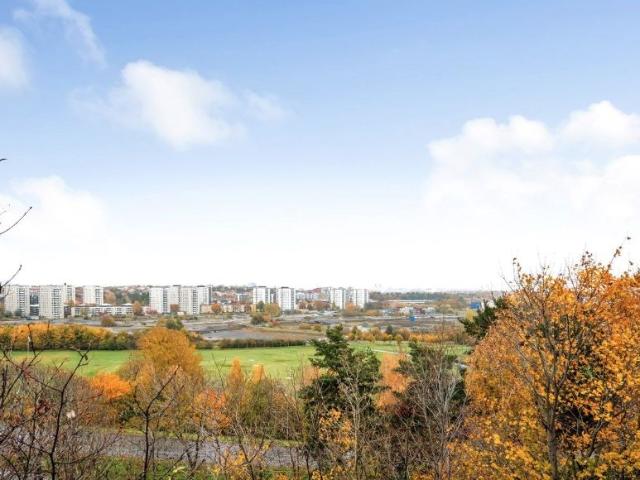 Lägenhet hyra i Älvsjö, Botkyrka