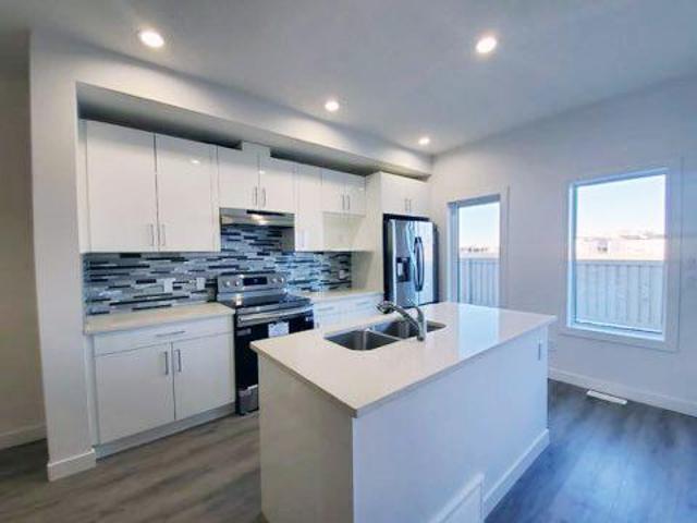 Apartment for rent in Wedgewood, Alberta