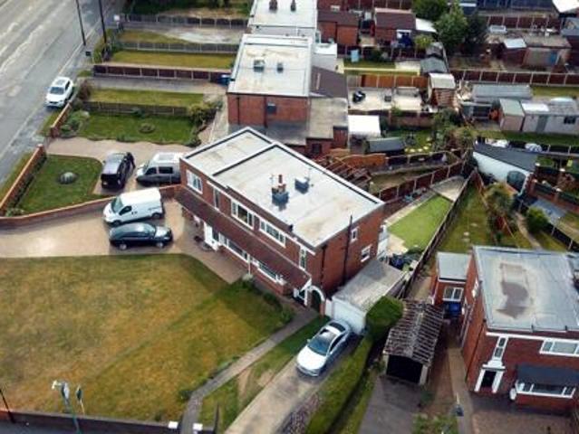 House for sale in Scawsby, South Yorkshire