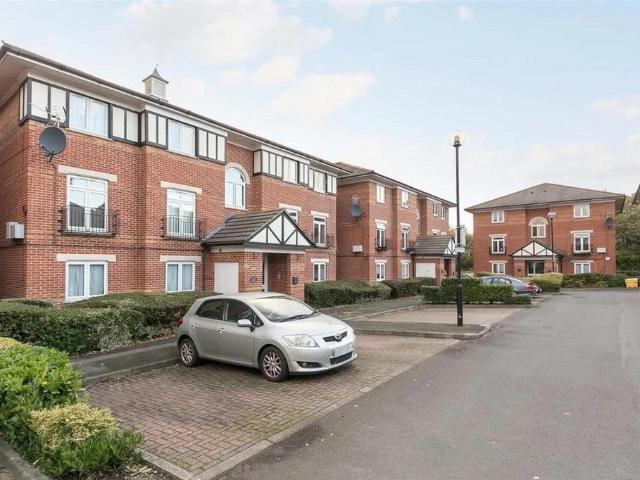 Apartment for rent in The Hyde, Greater London