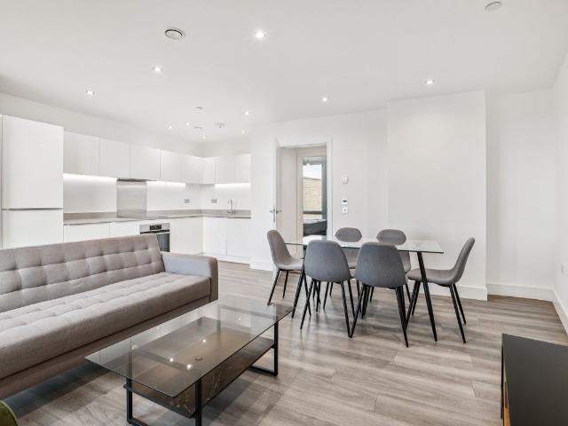Apartment for rent in Yiewsley, Greater London