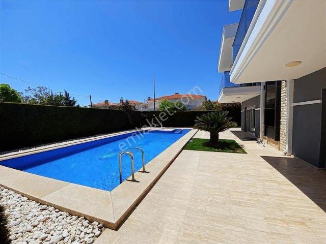 Çeşme, İzmir içerisinde kiralık Villa