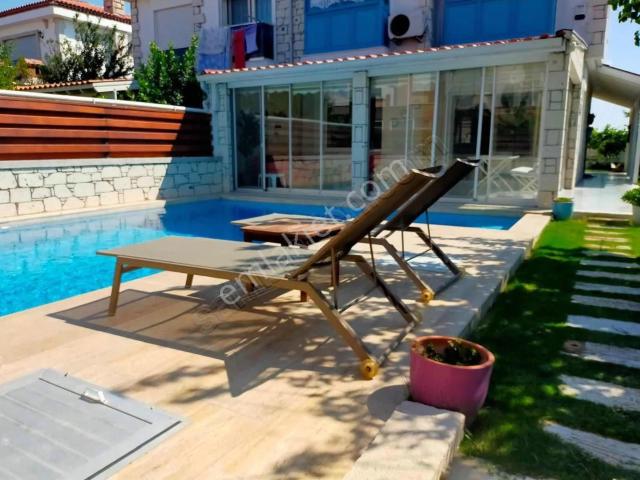 Çeşme, İzmir içerisinde kiralık Villa