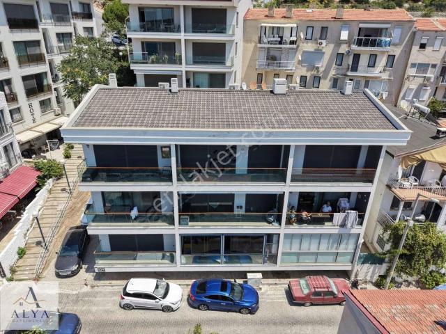 Çeşme, İzmir içerisinde satılık mülk