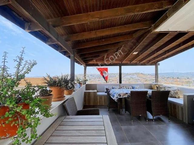 Çeşme, İzmir içerisinde satılık mülk