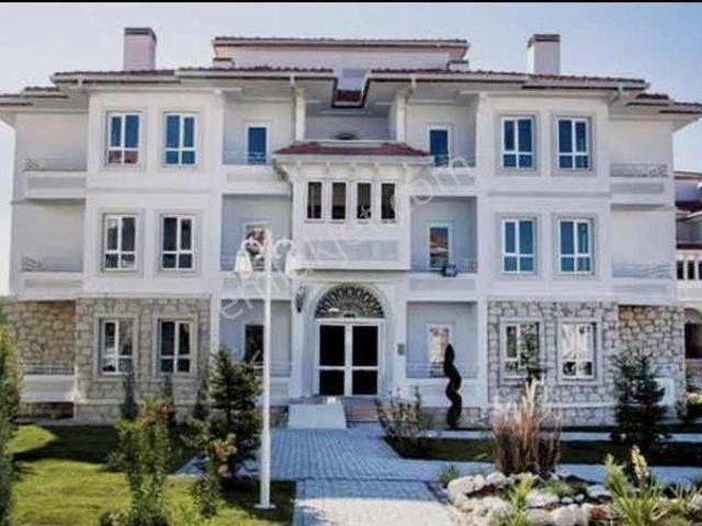Çeşme, İzmir içerisinde satılık mülk