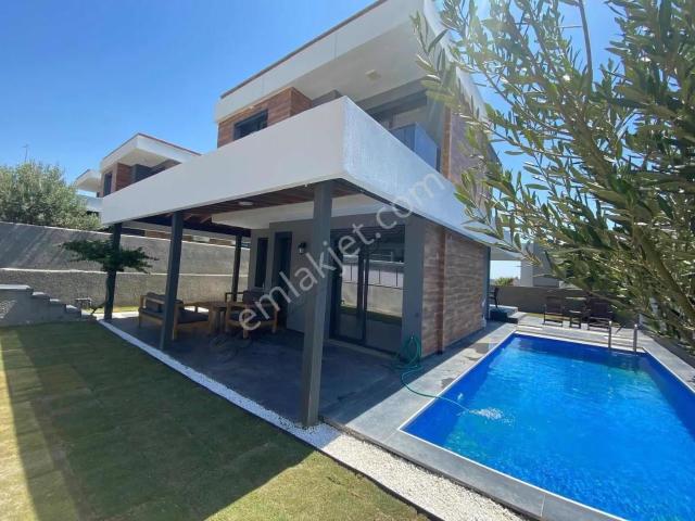 Çeşme, İzmir içerisinde satılık Villa
